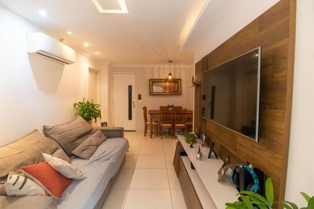 Sala de apartamento para alugar com 2 quartos, 72m² em Santa Rosa, Niterói
