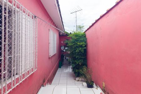 Casa à venda com 128m², 2 quartos e 3 vagas Casa à venda com 128m², 2 quartos e 3 vagasCorredor Lateral