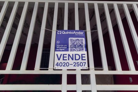 Casa à venda com 128m², 2 quartos e 3 vagas Casa à venda com 128m², 2 quartos e 3 vagasPlaca