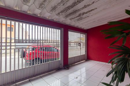 Casa à venda com 128m², 2 quartos e 3 vagas Casa à venda com 128m², 2 quartos e 3 vagasGaragem