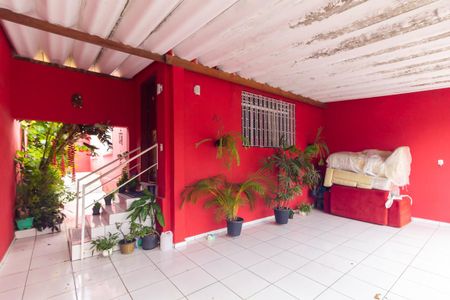 Casa à venda com 128m², 2 quartos e 3 vagas Casa à venda com 128m², 2 quartos e 3 vagasGaragem