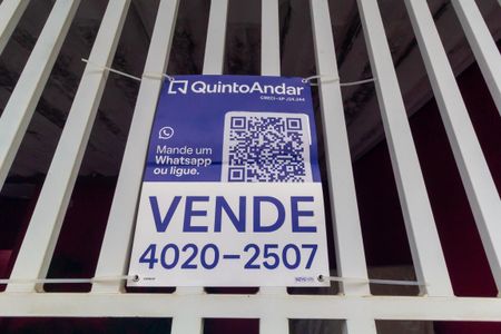 Casa à venda com 128m², 2 quartos e 3 vagas Casa à venda com 128m², 2 quartos e 3 vagasPlaca