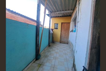 Casa à venda com 78m², 2 quartos e sem vaga Casa à venda com 78m², 2 quartos e sem vagaVaranda