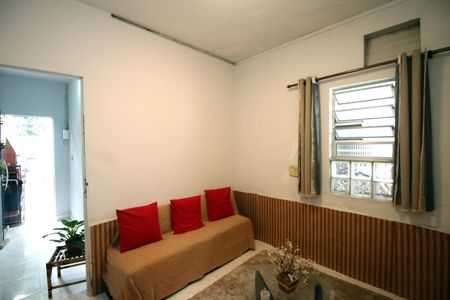 Sala de casa para alugar com 1 quarto, 55m² em Vigário Geral, Rio de Janeiro