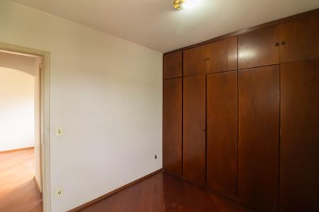 Apartamento para alugar com 2 quartos, 73m² em Parque Maria Domitila, São Paulo