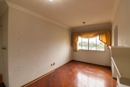 Apartamento para alugar com 2 quartos, 73m² em Parque Maria Domitila, São Paulo