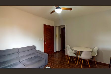 Apartamento à venda com 43m², 1 quarto e 1 vaga Apartamento à venda com 43m², 1 quarto e 1 vagaSala