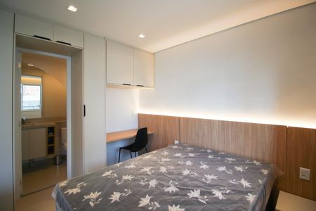 Studio para alugar com 30m², 1 quarto e sem vagaSuíte 