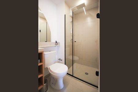 Studio à venda com 30m², 1 quarto e sem vaga Studio à venda com 30m², 1 quarto e sem vagaBanheiro