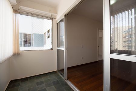 Sacada de apartamento para alugar com 2 quartos, 63m² em Sqn 310, Brasília