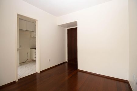 Sala de apartamento para alugar com 2 quartos, 63m² em Sqn 310, Brasília