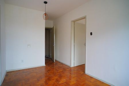 Sala de apartamento para alugar com 1 quarto, 41m² em Passo D’areia, Porto Alegre