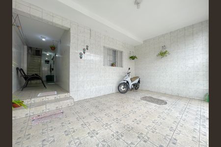 Casa à venda com 179m², 3 quartos e 1 vaga Casa à venda com 179m², 3 quartos e 1 vagaGaragem