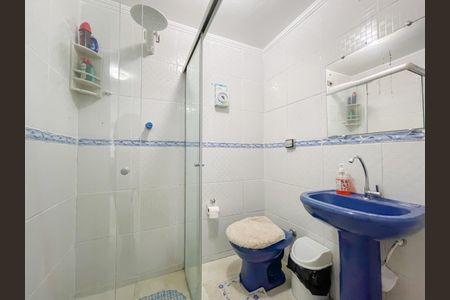 Casa à venda com 179m², 3 quartos e 1 vaga Casa à venda com 179m², 3 quartos e 1 vagaBanheiro 2