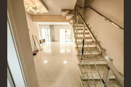 Sala de casa de condomínio para alugar com 3 quartos, 93m² em Interlagos, São Paulo