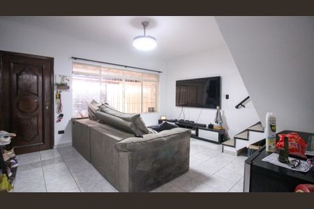 Casa à venda com 3 quartos, 140m² em Vila Ema, São Paulo