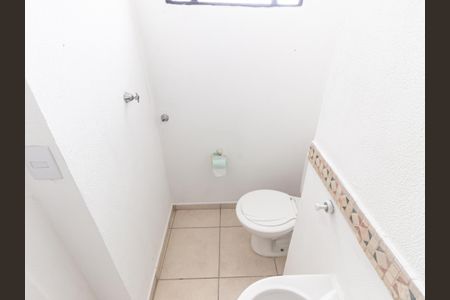 Casa à venda com 100m², 3 quartos e sem vaga Casa à venda com 100m², 3 quartos e sem vagaLavabo