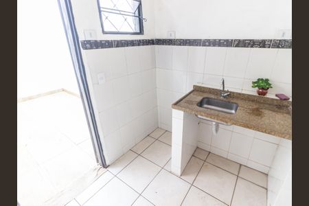 Casa à venda com 100m², 3 quartos e sem vaga Casa à venda com 100m², 3 quartos e sem vagaCozinha