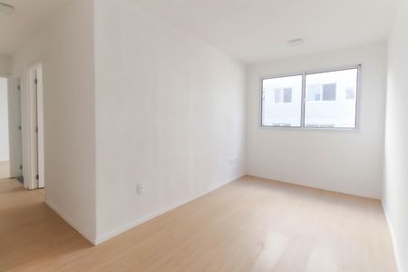 Sala de apartamento para alugar com 2 quartos, 42m² em Fazenda Caguaçu, São Paulo