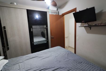 Casa de condomínio à venda com 66m², 2 quartos e 2 vagasQuarto 1