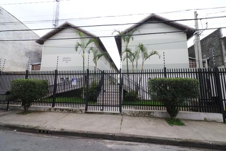Casa de condomínio à venda com 66m², 2 quartos e 2 vagasFachada