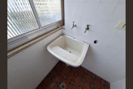 Apartamento para alugar com 120m², 3 quartos e 1 vagaÁrea de Serviço