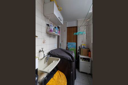 Apartamento à venda com 72m², 3 quartos e sem vagaÁrea de Serviço