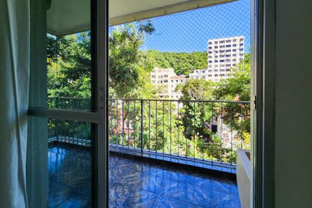 Apartamento para alugar com 90m², 2 quartos e 1 vaga Apartamento para alugar com 90m², 2 quartos e 1 vagaVista do Quarto