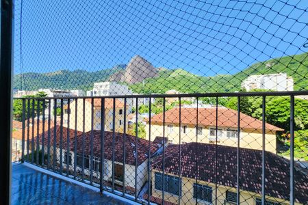 Apartamento para alugar com 90m², 2 quartos e 1 vaga Apartamento para alugar com 90m², 2 quartos e 1 vagaVaranda