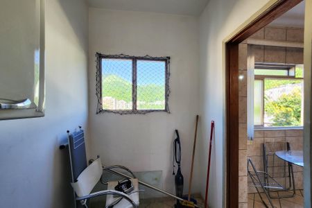 Apartamento para alugar com 90m², 2 quartos e 1 vaga Apartamento para alugar com 90m², 2 quartos e 1 vagaQuarto de Serviço