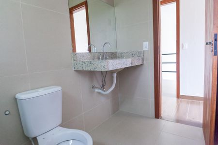 Casa de condomínio à venda com 165m², 3 quartos e 1 vagaBanheiro da Suíte 1