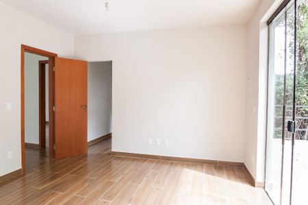 Casa de condomínio à venda com 165m², 3 quartos e 1 vagasuite 2