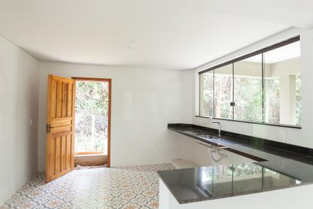 Casa de condomínio à venda com 165m², 3 quartos e 1 vagaCozinha