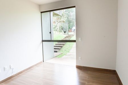 Casa de condomínio à venda com 165m², 3 quartos e 1 vagaquarto 1