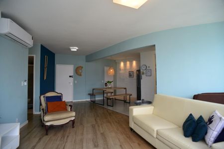 Apartamento para alugar com 90m², 2 quartos e 2 vagasSala