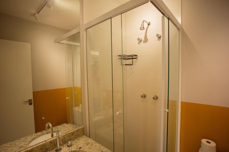 Studio para alugar com 46m², 1 quarto e 1 vaga Studio para alugar com 46m², 1 quarto e 1 vagaBANHEIRO