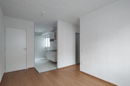 Sala de apartamento para alugar com 2 quartos, 44m² em Taquara, Rio de Janeiro