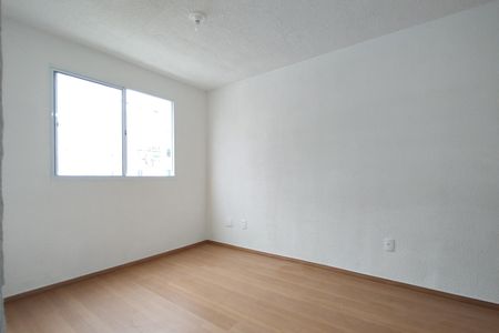 Sala de apartamento para alugar com 2 quartos, 44m² em Taquara, Rio de Janeiro