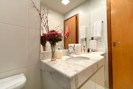 Apartamento à venda com 96m², 3 quartos e 2 vagasBanheiro