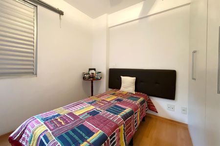 Apartamento à venda com 96m², 3 quartos e 2 vagasQuarto 3