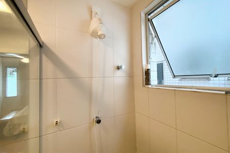 Apartamento à venda com 96m², 3 quartos e 2 vagasBanheiro da Suíte 1