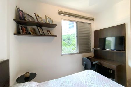 Apartamento à venda com 96m², 3 quartos e 2 vagasQuarto 2