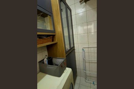 Apartamento à venda com 67m², 2 quartos e 1 vagaÁrea de Serviço