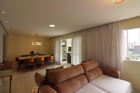 Apartamento à venda com 123m², 3 quartos e 2 vagasSala 