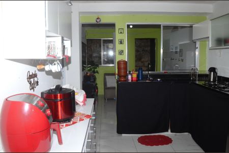 Casa para alugar com 60m², 2 quartos e 1 vagaCozinha