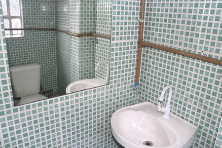 Casa à venda com 79m², 3 quartos e sem vagaBanheiro