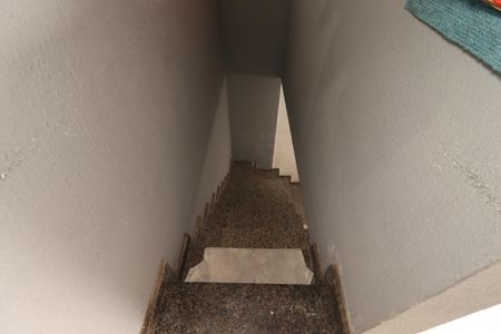 Apartamento para alugar com 110m², 2 quartos e 2 vagasEscada para a cobertura