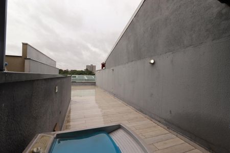 Apartamento para alugar com 110m², 2 quartos e 2 vagasQuintal