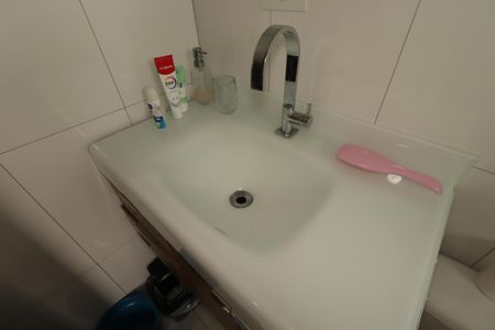 Apartamento para alugar com 110m², 2 quartos e 2 vagasBanheiro da Suíte - Pia