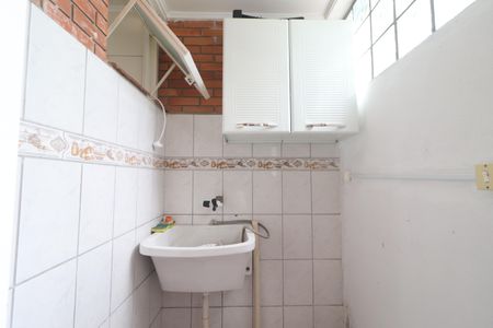 Apartamento para alugar com 70m², 2 quartos e 1 vagaÁrea de Serviço